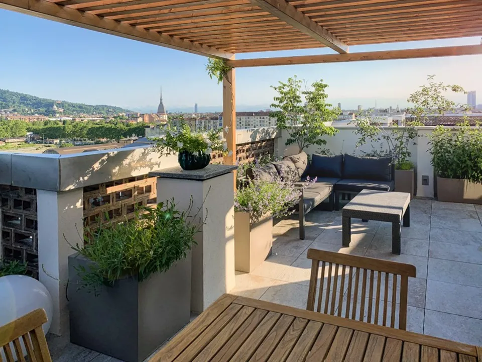 terrazzo vista collina 08 1920 1000 80 c