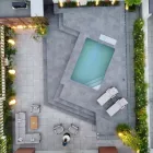 una piscina sul tetto