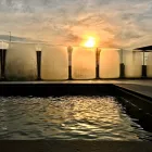 una piscina sul tetto