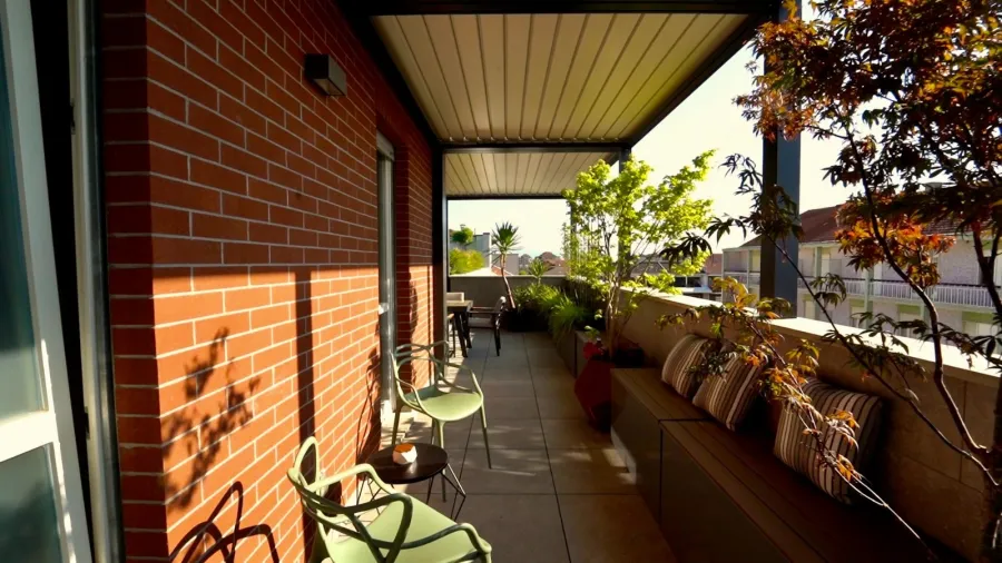 una piscina sul tetto